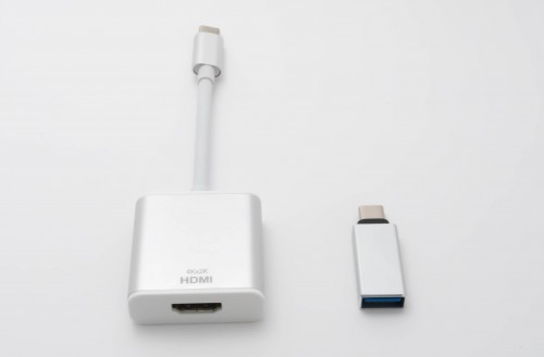 USB-C to USB-AアダプターとHDMIアダプター